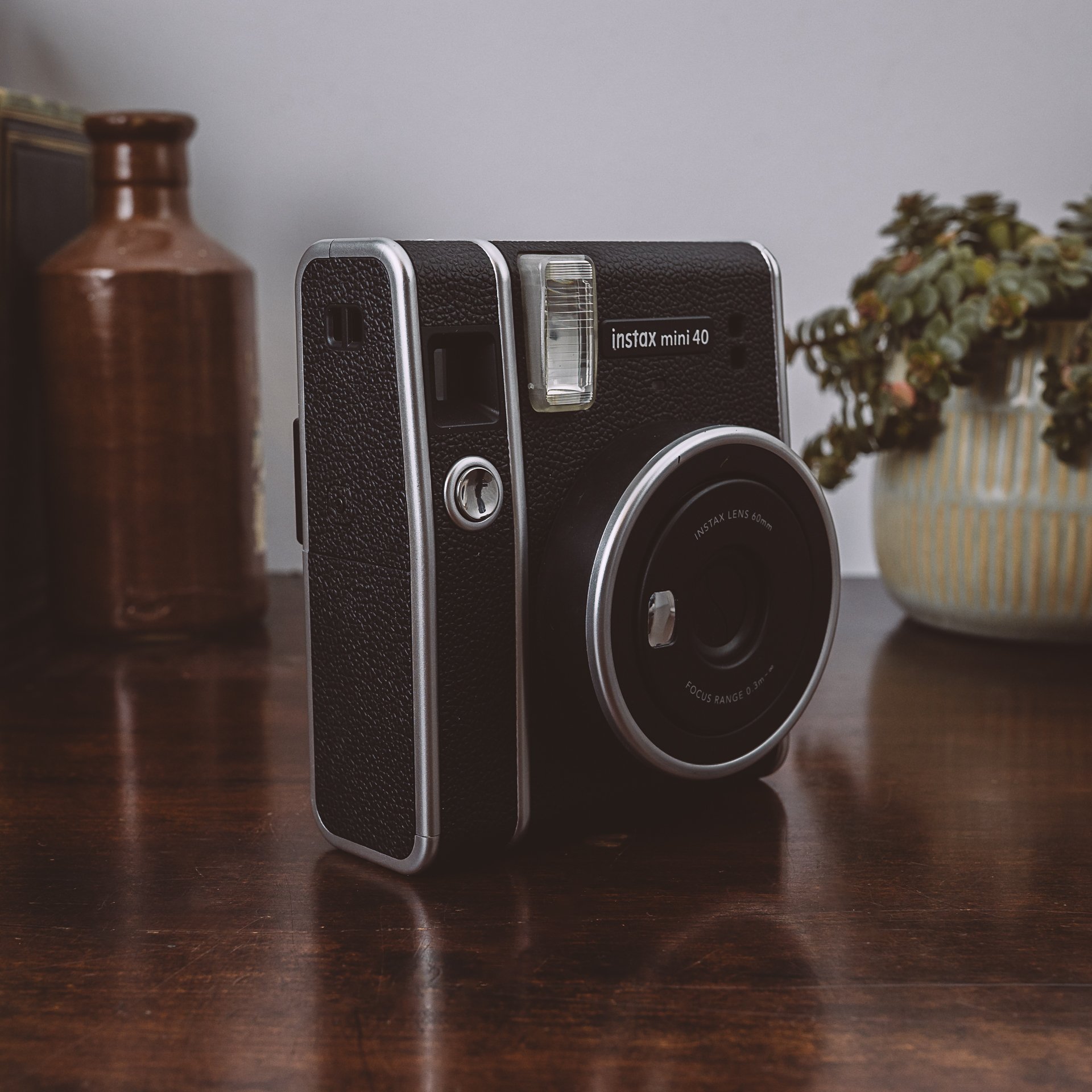 Fujifilm Instax Mini 40 (B-Grade, Ex-Hire)